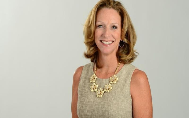 Beth Mowins