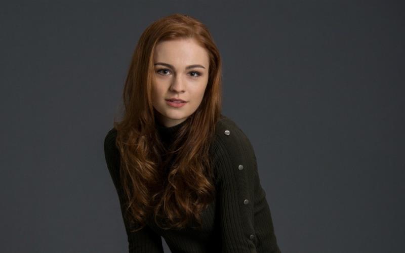 Sophie Skelton