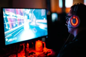 Online Games and the Evolution of Fast-Paced Digital Entertainment