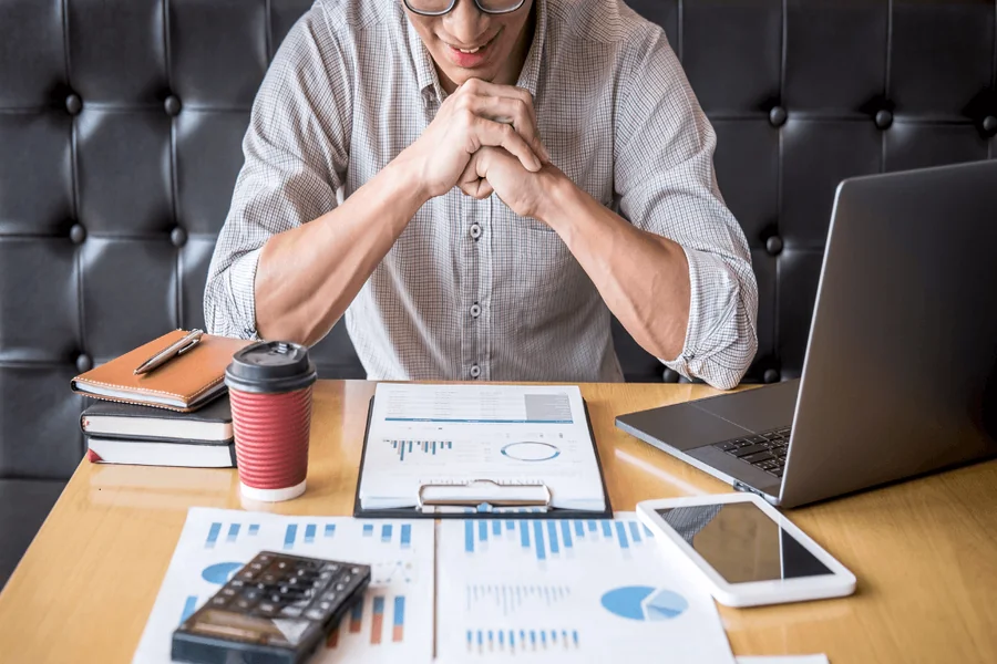 Why Instant Metrics Are Driving Emotional Decisions