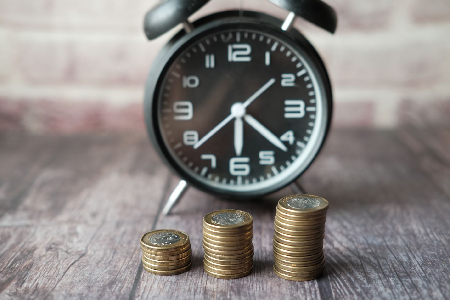 How Compounding Interest Works Quietly