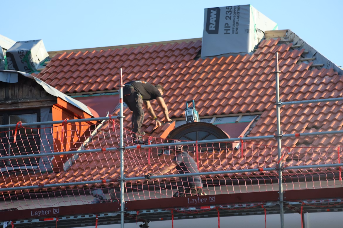 Residential Roof Replacement Cost Breakdown for Homeowners